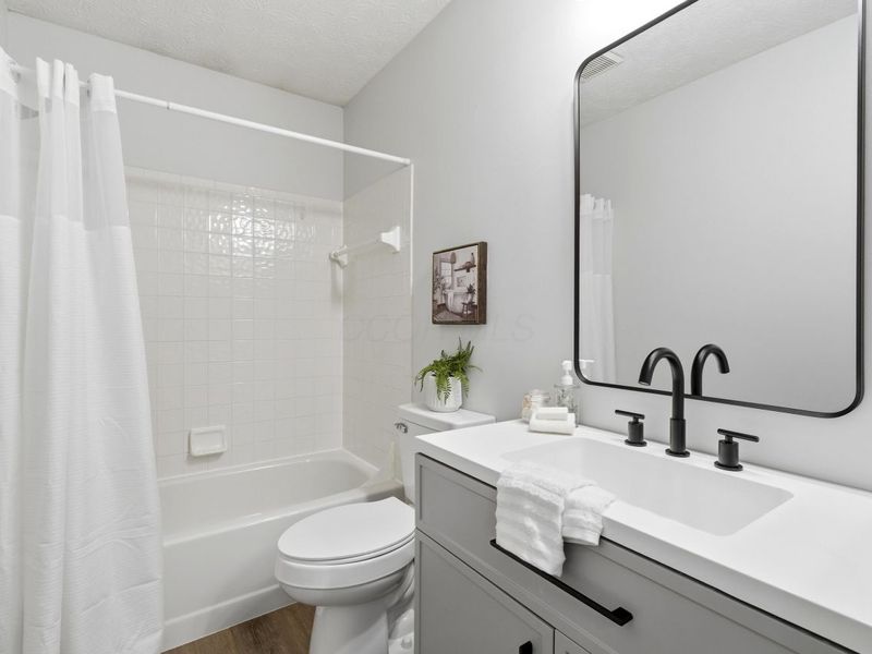 8105 Storrow Drive, Westerville, OH 43081 Photo 21