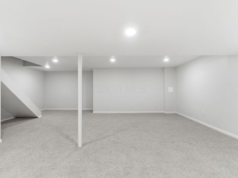 8105 Storrow Drive, Westerville, OH 43081 Photo 27