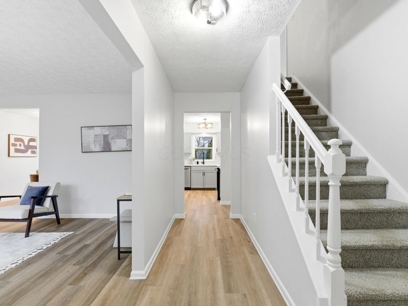 8105 Storrow Drive, Westerville, OH 43081 Photo 3