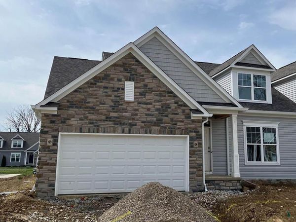 1655 Bookfield Lane, Grove City, OH 43123