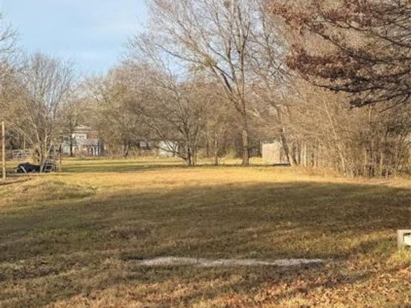 1013 Redoak Drive, West Tawakoni, TX 75474