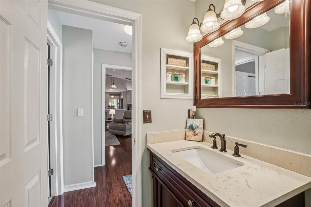 3132 Shoreline Drive, Clearwater, FL 33760 Photo