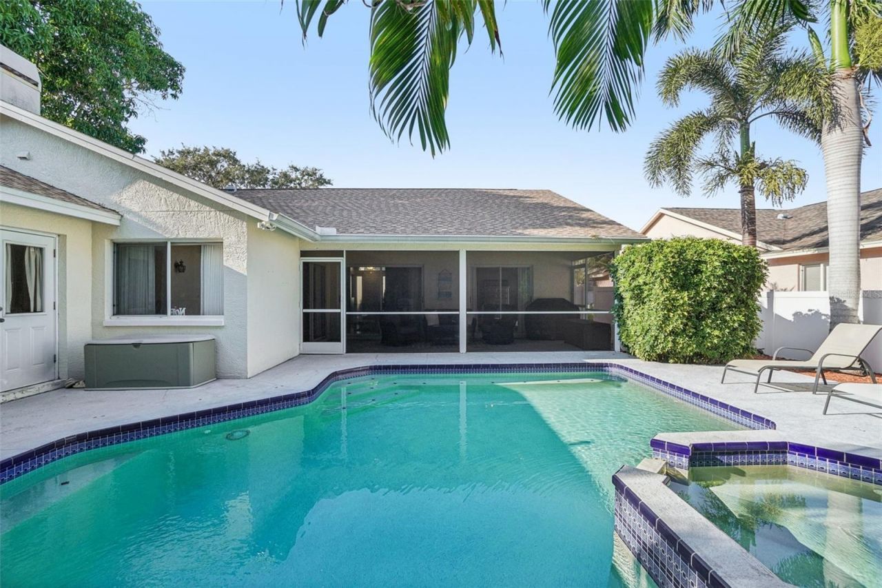 3132 Shoreline Drive, Clearwater, FL 33760 Photo