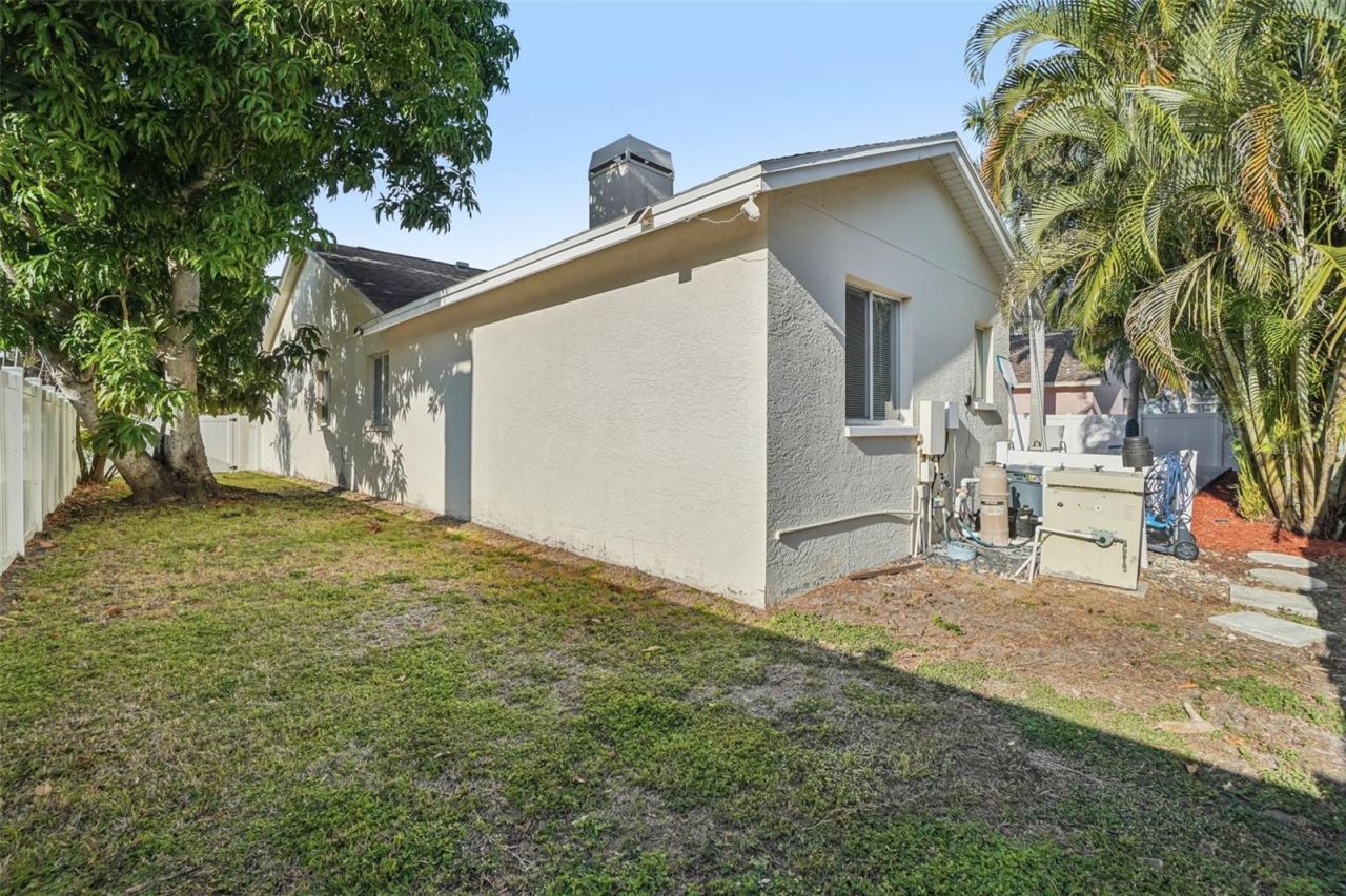 3132 Shoreline Drive, Clearwater, FL 33760 Photo