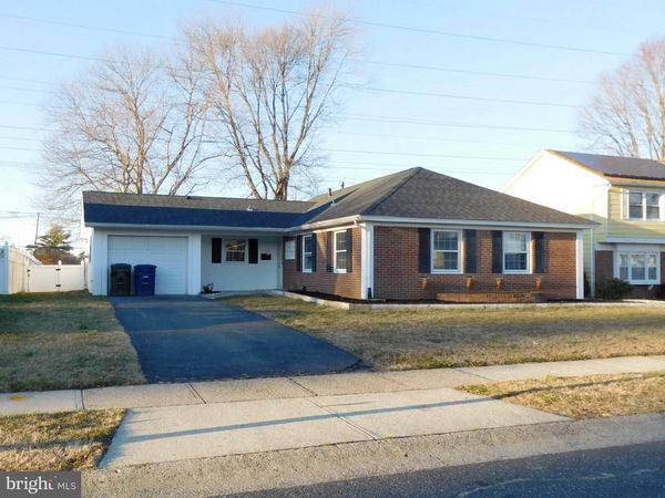 9 MARBORO LANE, WILLINGBORO, NJ 08046