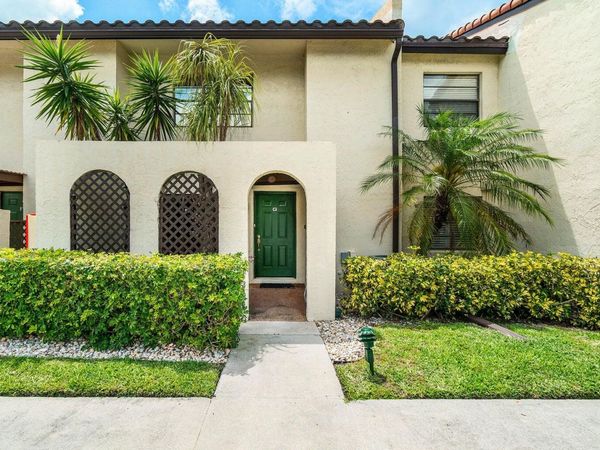 21863 Arriba Real, Unit 8-g, Boca Raton, FL 33433