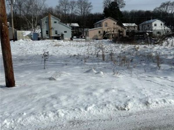 107 & 108 Mountain Man Rd, Jacksonville, PA 15756