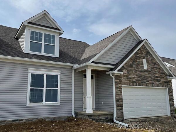 1661 Bookfield Lane, Grove City, OH 43123