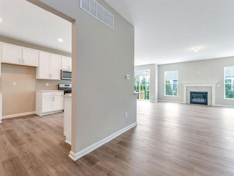1661 Bookfield Lane, Grove City, OH 43123 Photo 6