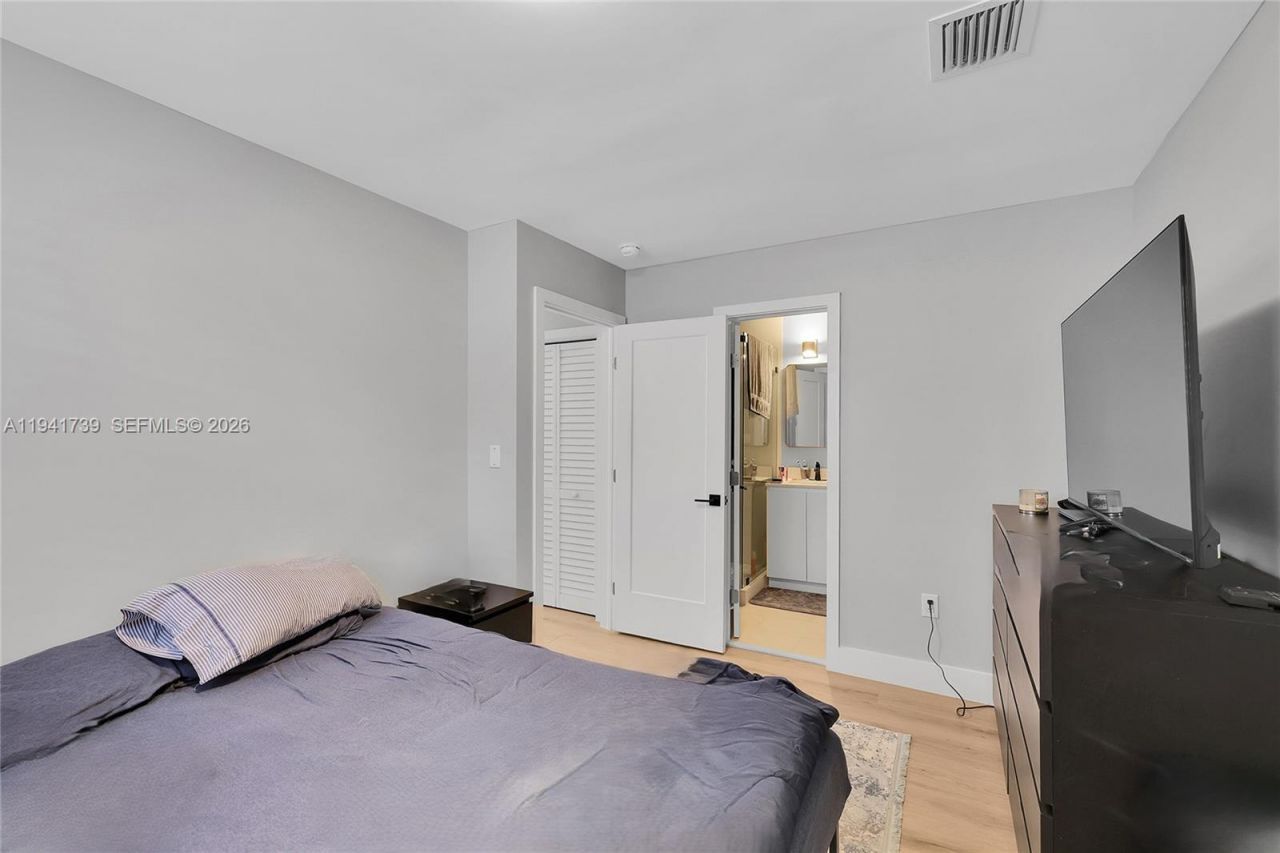 3520 SW 88th Pl, Unit 2, Miami, FL 33165 Photo