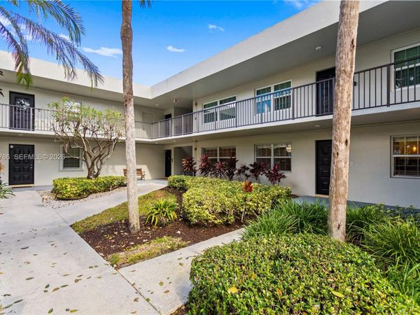 4007 N Cypress Dr, Unit 104, Pompano Beach, FL 33069
