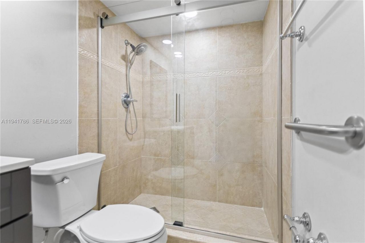 4007 N Cypress Dr, Unit 104, Pompano Beach, FL 33069 Photo