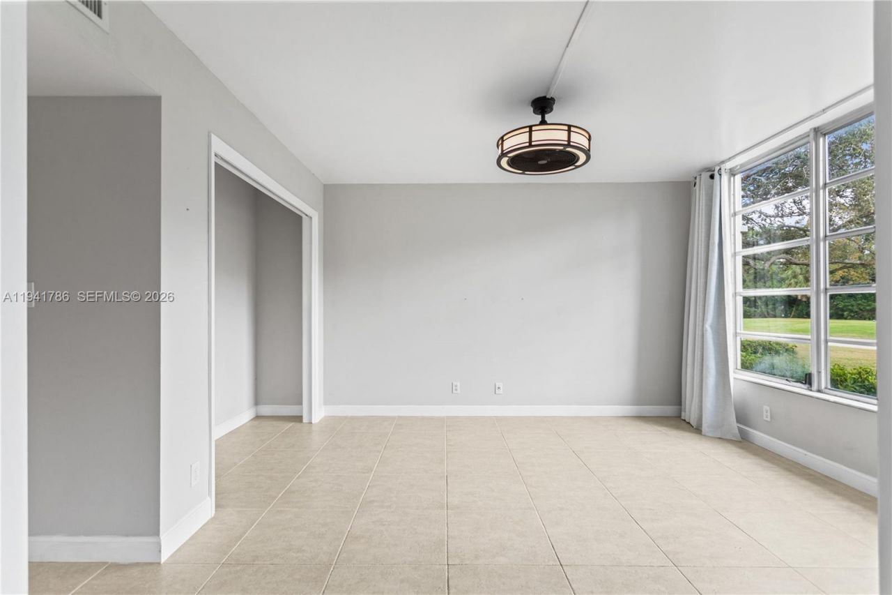 4007 N Cypress Dr, Unit 104, Pompano Beach, FL 33069 Photo