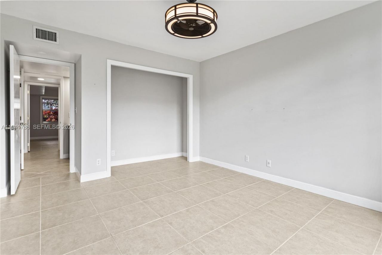 4007 N Cypress Dr, Unit 104, Pompano Beach, FL 33069 Photo