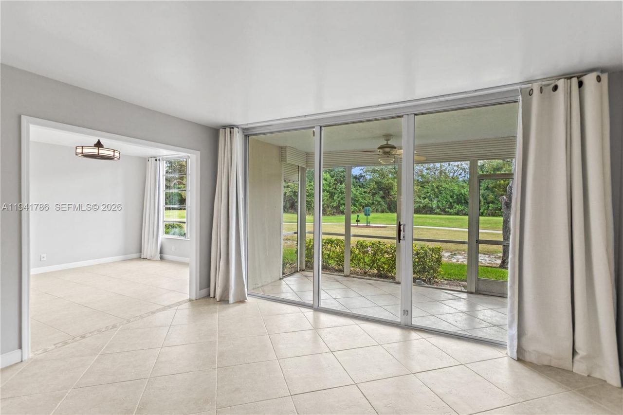4007 N Cypress Dr, Unit 104, Pompano Beach, FL 33069 Photo