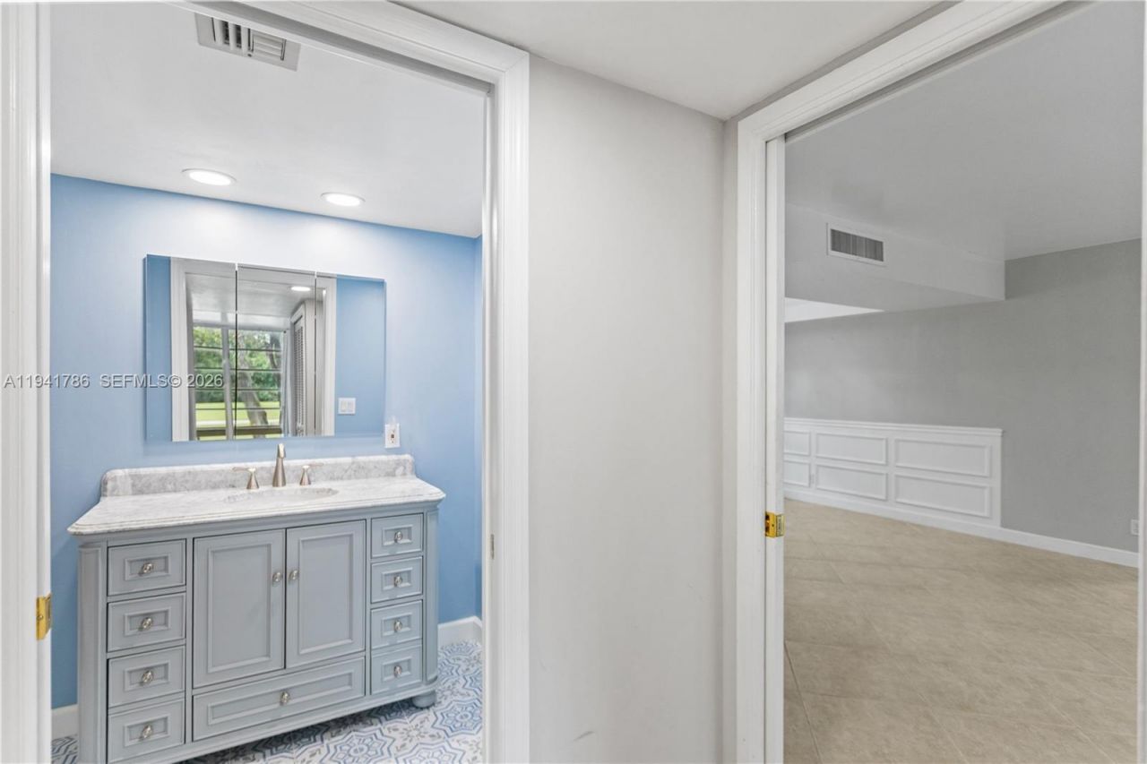 4007 N Cypress Dr, Unit 104, Pompano Beach, FL 33069 Photo