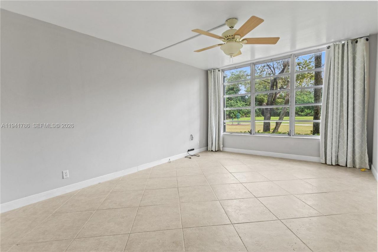 4007 N Cypress Dr, Unit 104, Pompano Beach, FL 33069 Photo
