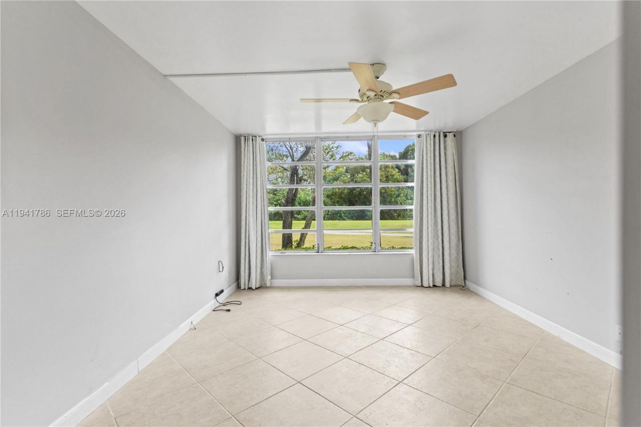 4007 N Cypress Dr, Unit 104, Pompano Beach, FL 33069 Photo