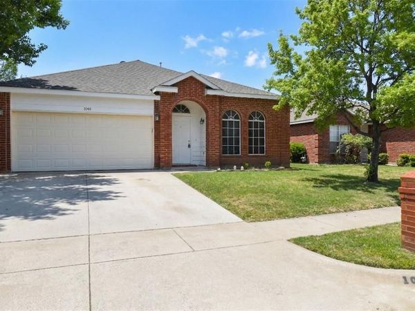 1048 Harriman Drive, Saginaw, TX 76131