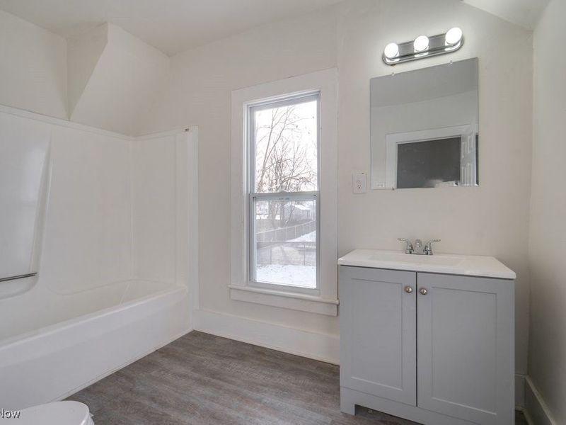 155 W Walnut Street, Wadsworth, OH 44281 Photo 20