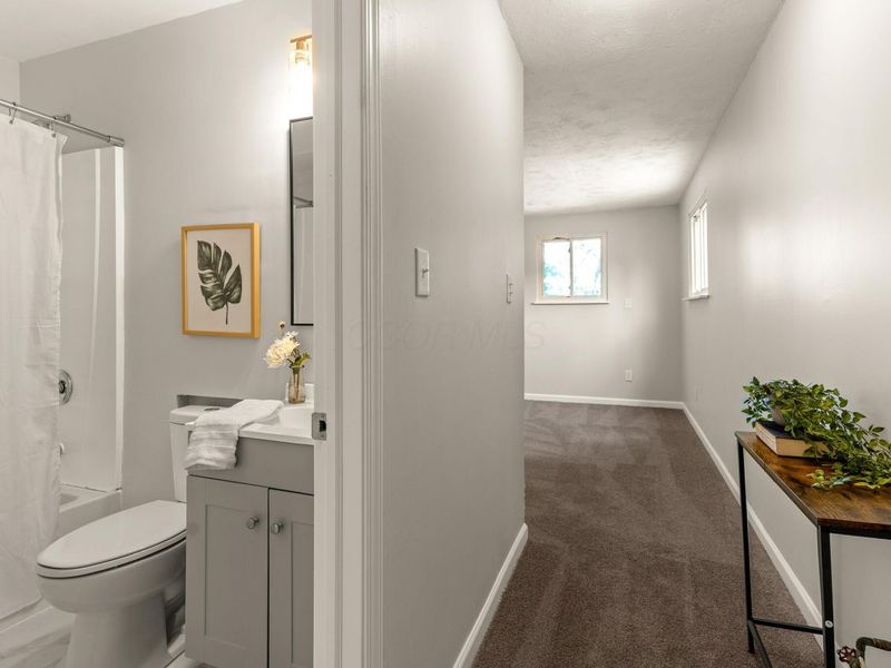 2608 Hubbell Road, Columbus, OH 43232 Photo 14