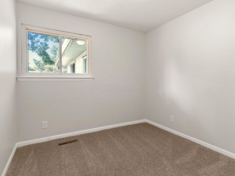 2608 Hubbell Road, Columbus, OH 43232 Photo 18