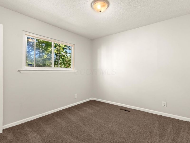 2608 Hubbell Road, Columbus, OH 43232 Photo 22