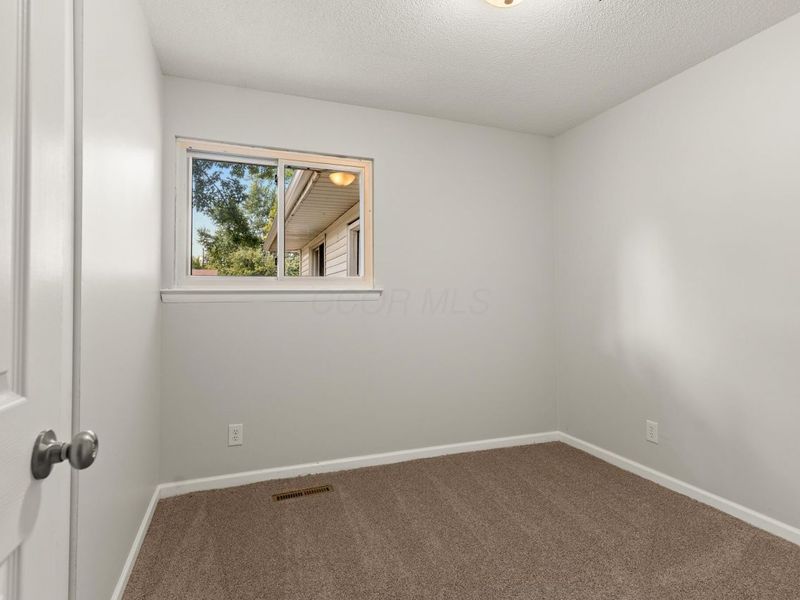 2608 Hubbell Road, Columbus, OH 43232 Photo 23