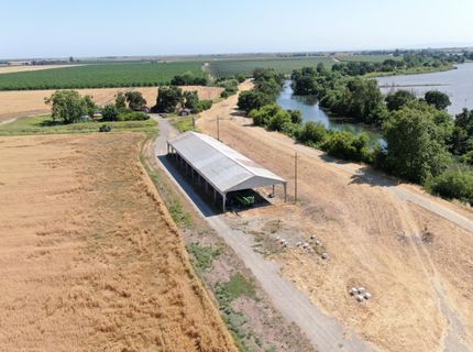 28725 N Vail Rd, Thornton, CA 95686 Photo