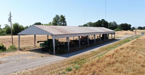 28725 N Vail Rd, Thornton, CA 95686 Photo