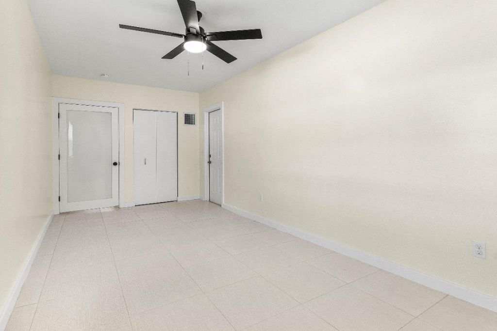 409 S M Street, Lake Worth Beach, FL 33460 Photo
