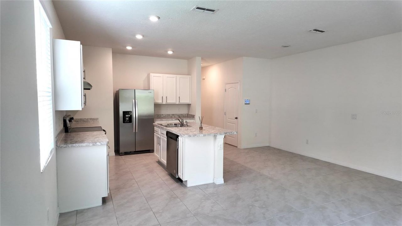 1241 Yellow Finch Drive, Davenport, FL 33837 Photo