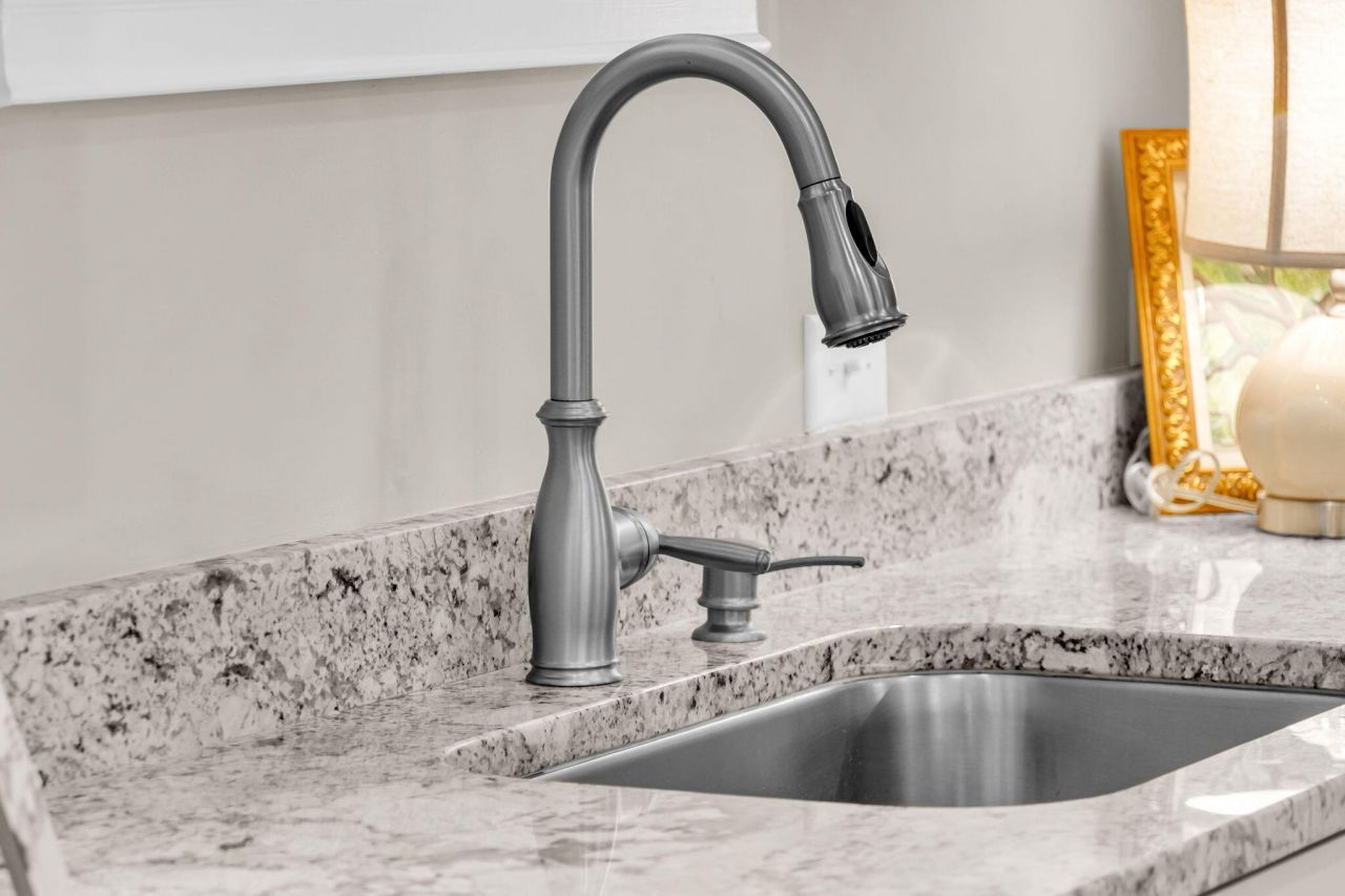 3452 Yarmouth Drive Photo 16