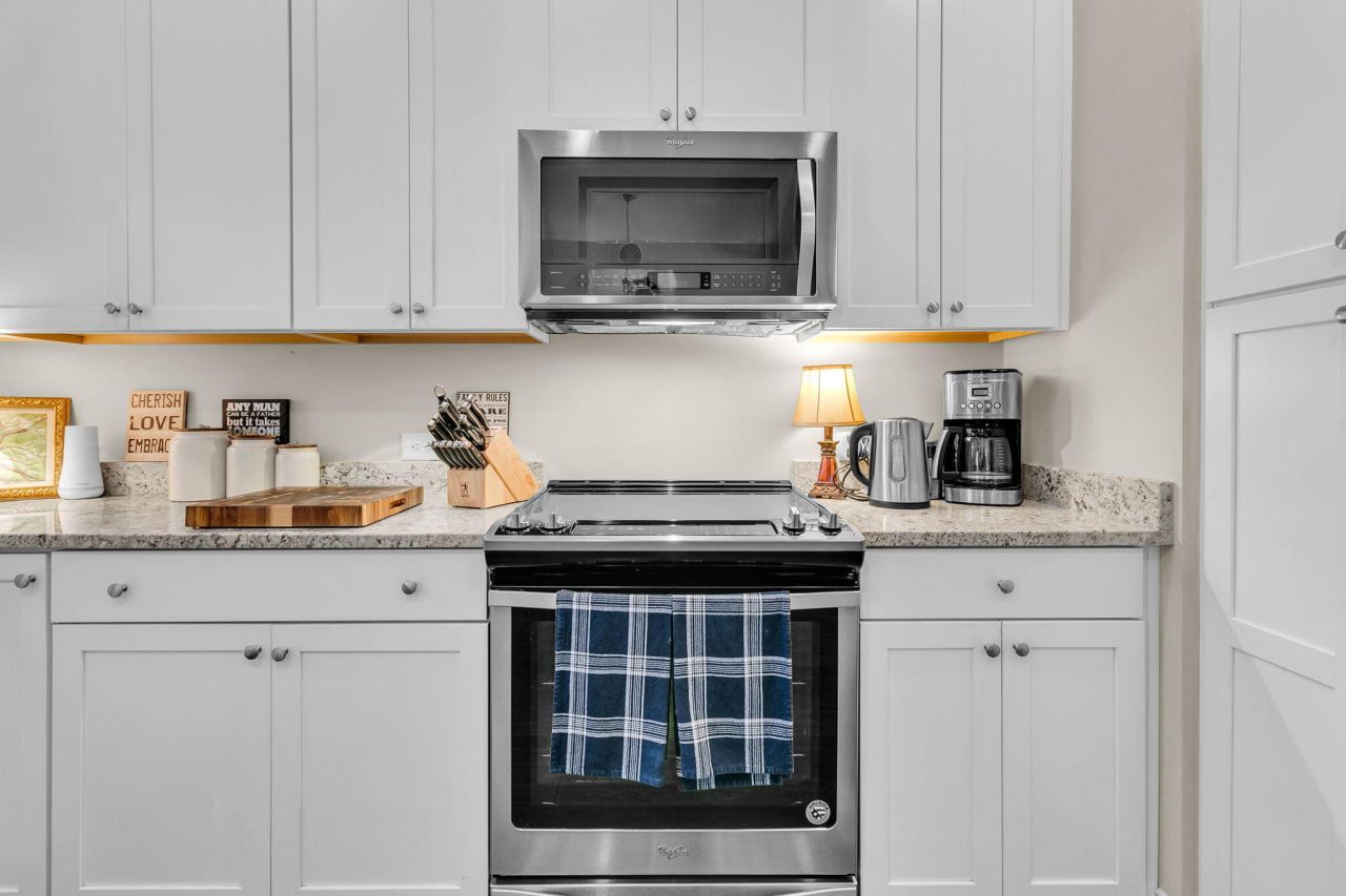 3452 Yarmouth Drive Photo 20