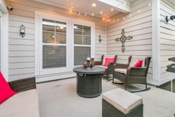 3452 Yarmouth Drive photo 4