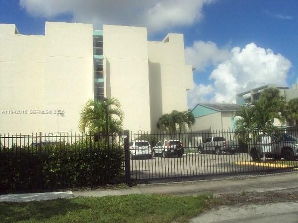 Unit A505, Lauderhill, FL 33313