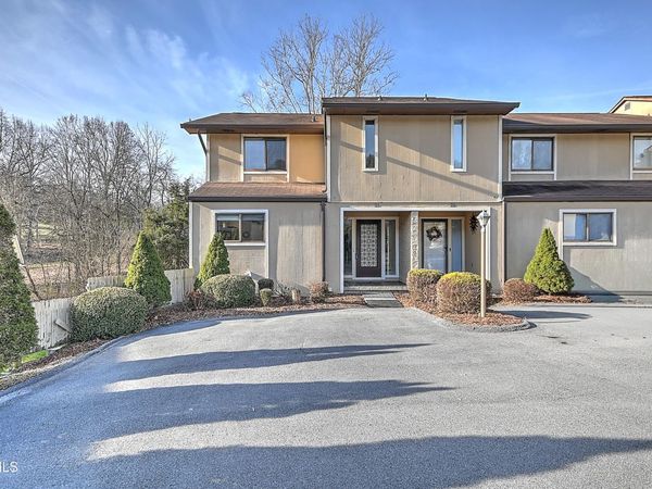 605 Redstone Drive, Unit 21, Bristol, TN 37620