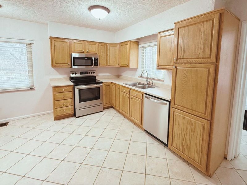 438 Grange Hall Road, Beavercreek, OH 45430 Photo 10