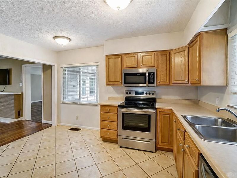 438 Grange Hall Road, Beavercreek, OH 45430 Photo 7