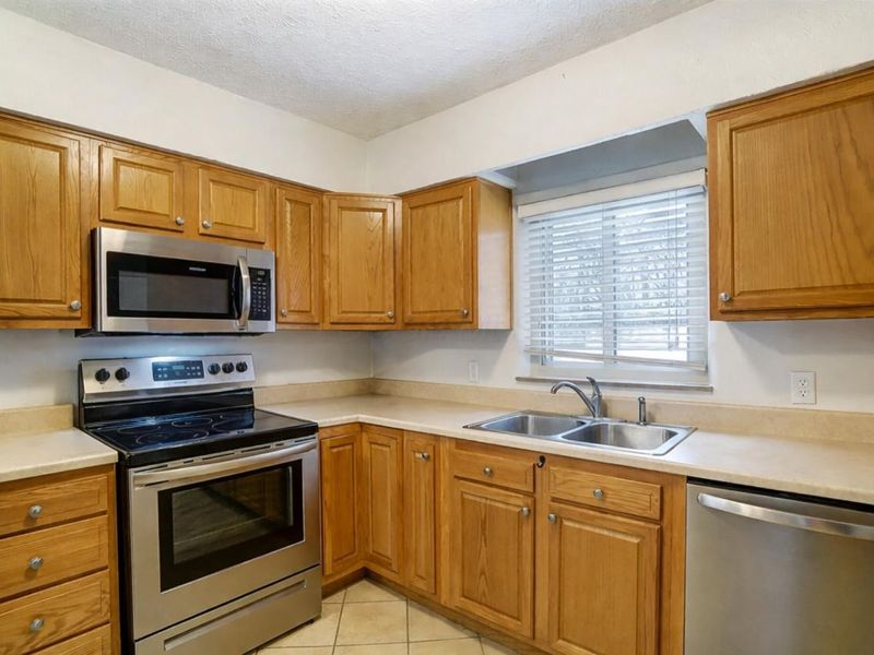 438 Grange Hall Road, Beavercreek, OH 45430 Photo 8