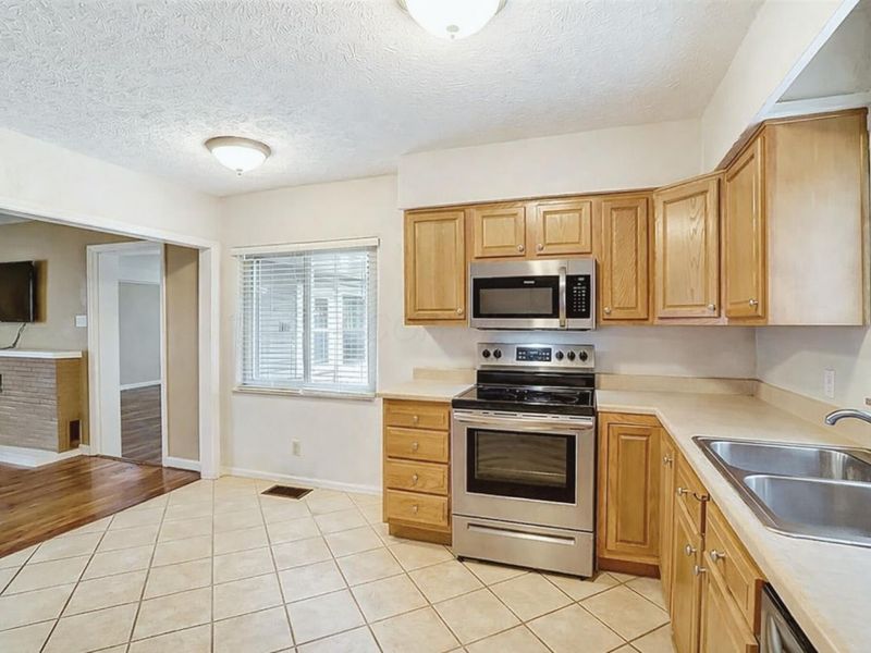 438 Grange Hall Road, Beavercreek, OH 45430 Photo 9