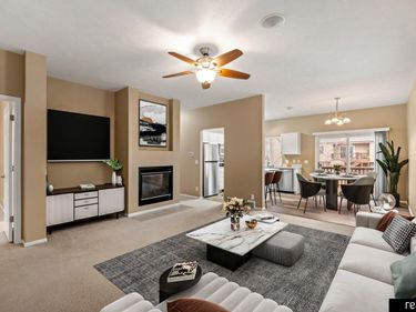 1018 Gold Coast Road, Papillion, NE 68046