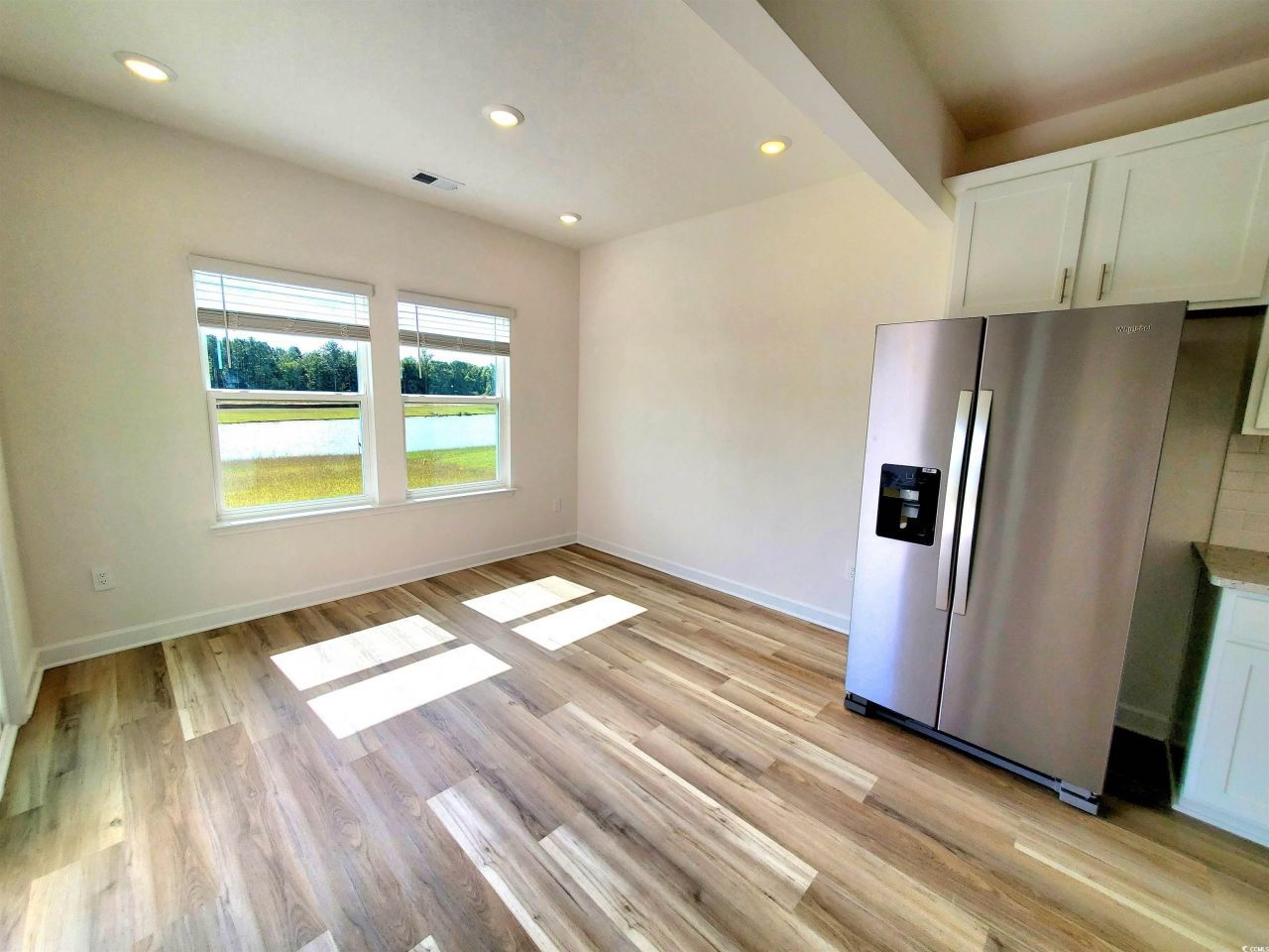 1542 Regal Fern Way Photo 9