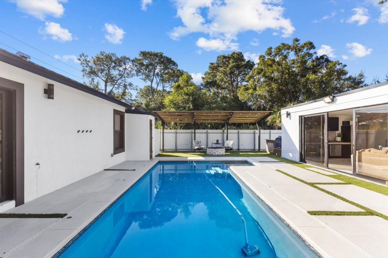 3450 SW Port Saint Lucie Boulevard, Port Saint Lucie, FL 34953 Photo