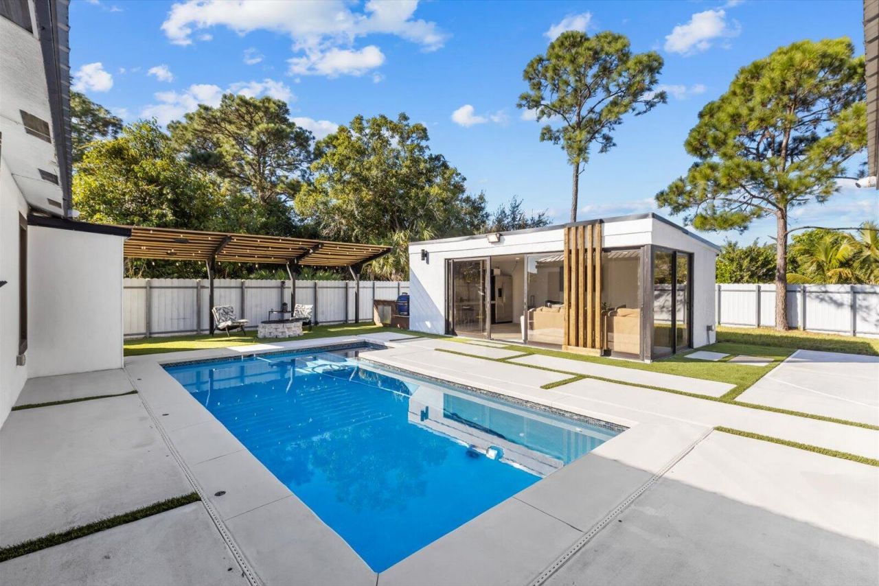 3450 SW Port Saint Lucie Boulevard, Port Saint Lucie, FL 34953 Photo