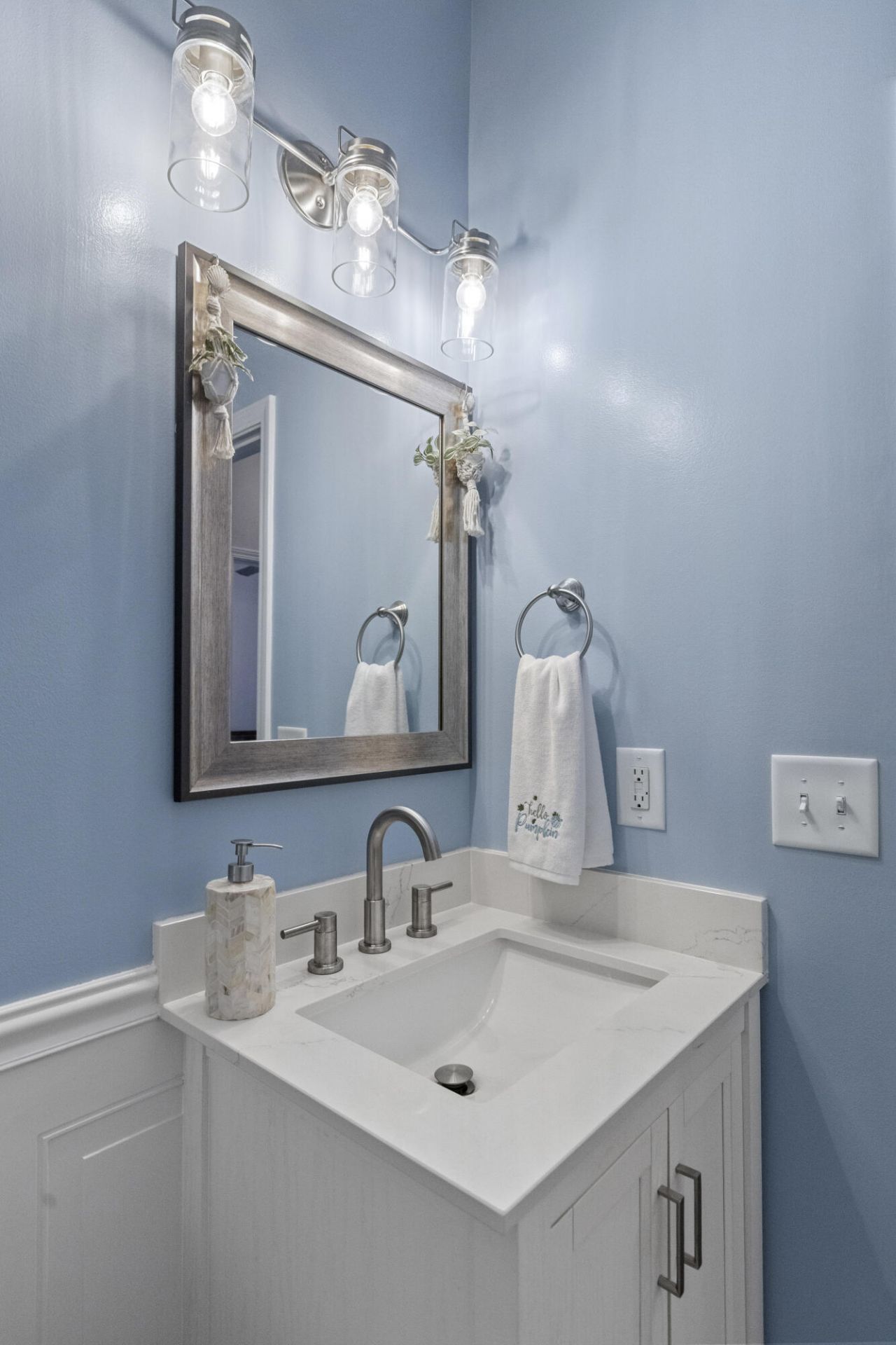 2794 August Road Photo 29