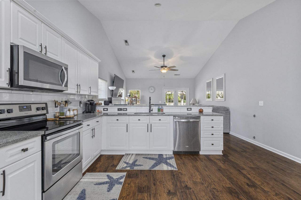 2794 August Road Photo 6