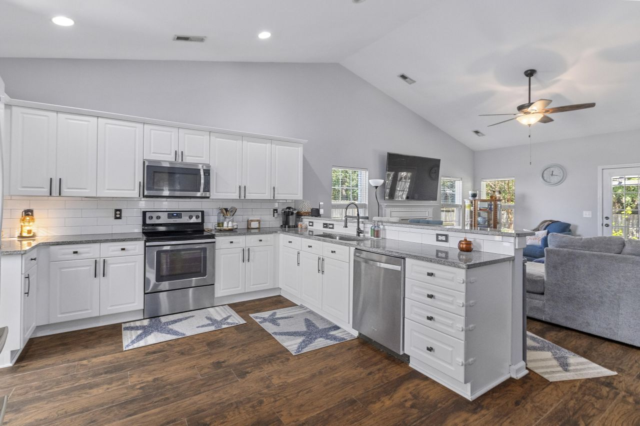 2794 August Road Photo 7