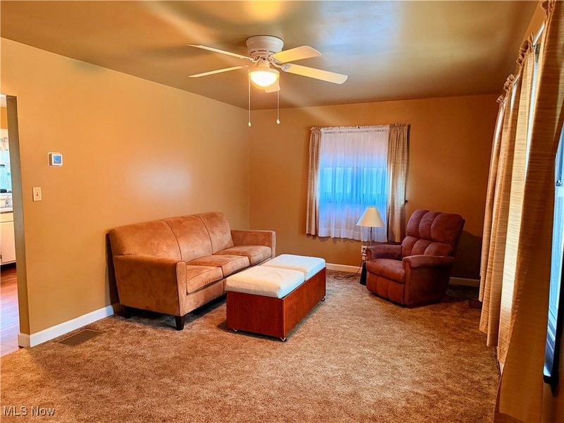 60421 Johnson Avenue, Shadyside, OH 43947 Photo 4