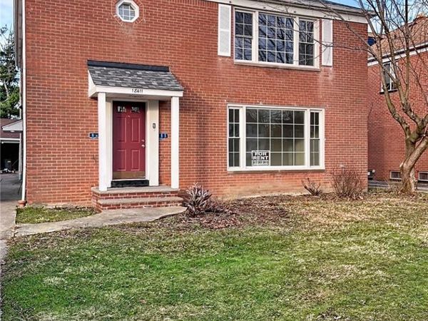 18411 Chagrin Boulevard, Shaker Heights, OH 44122